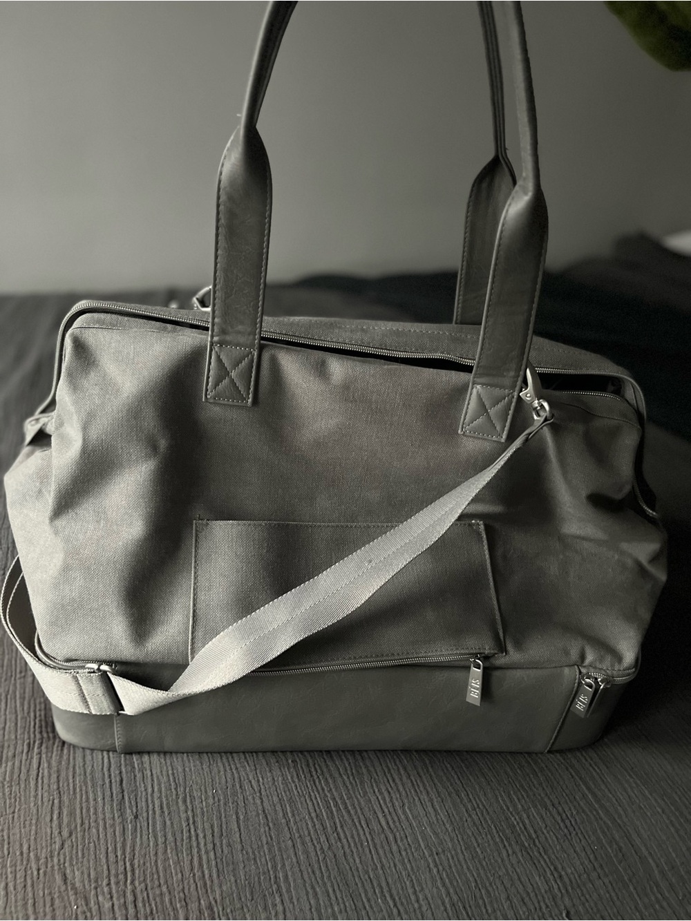BEIS Weekender Grey - Picture 2 of 4